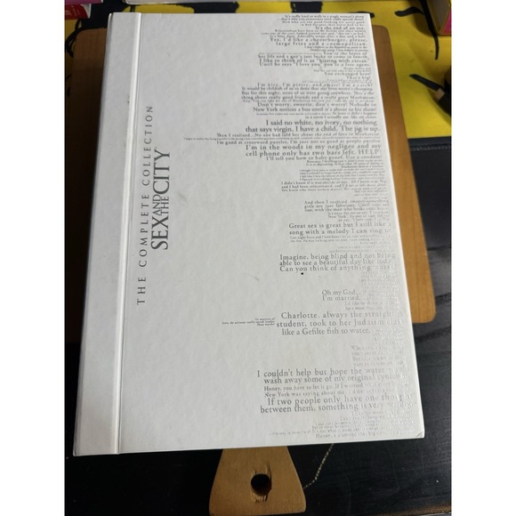 Other - The Complete Collection Sex and the City Hardcover Box Set Carrie Bradshaw
